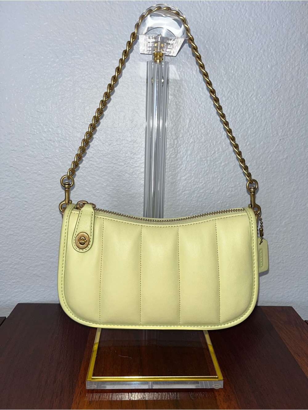 Coach Quilted Swinger 20 Shoulder Bag Pale Lime Limited Edition C3490